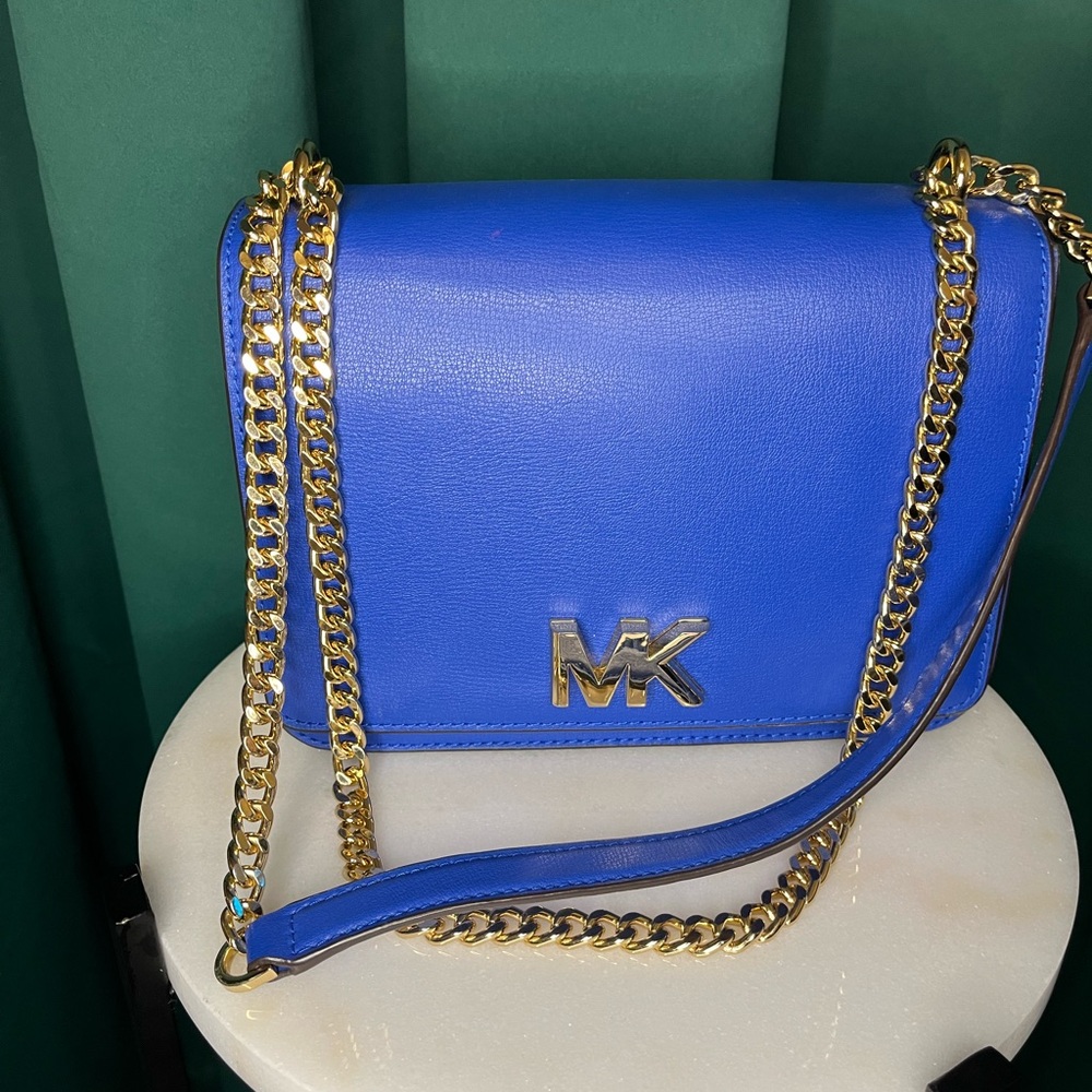 Michael Kors Cece Medium Leather Shoulder Bag – Bright Blue / Gold Chain